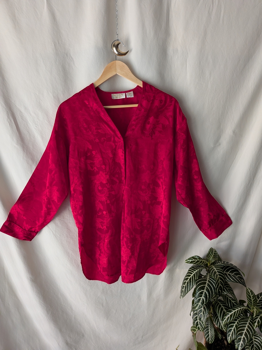Vintage Victoria's Secret Red Satin Jacquard Sleep Shirt Petite Y2K